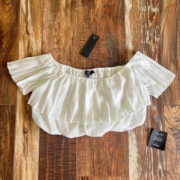 Pleated Crop Top - Picture 6 of 8